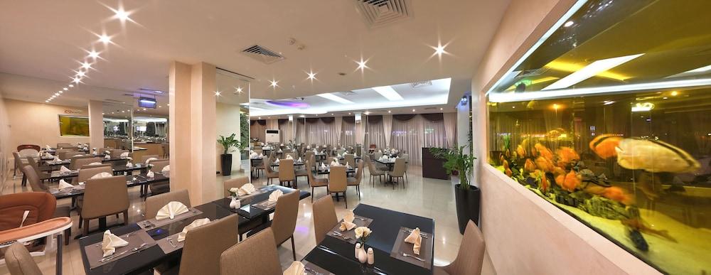 Nova Park Hotel Szardża Zewnętrze zdjęcie
