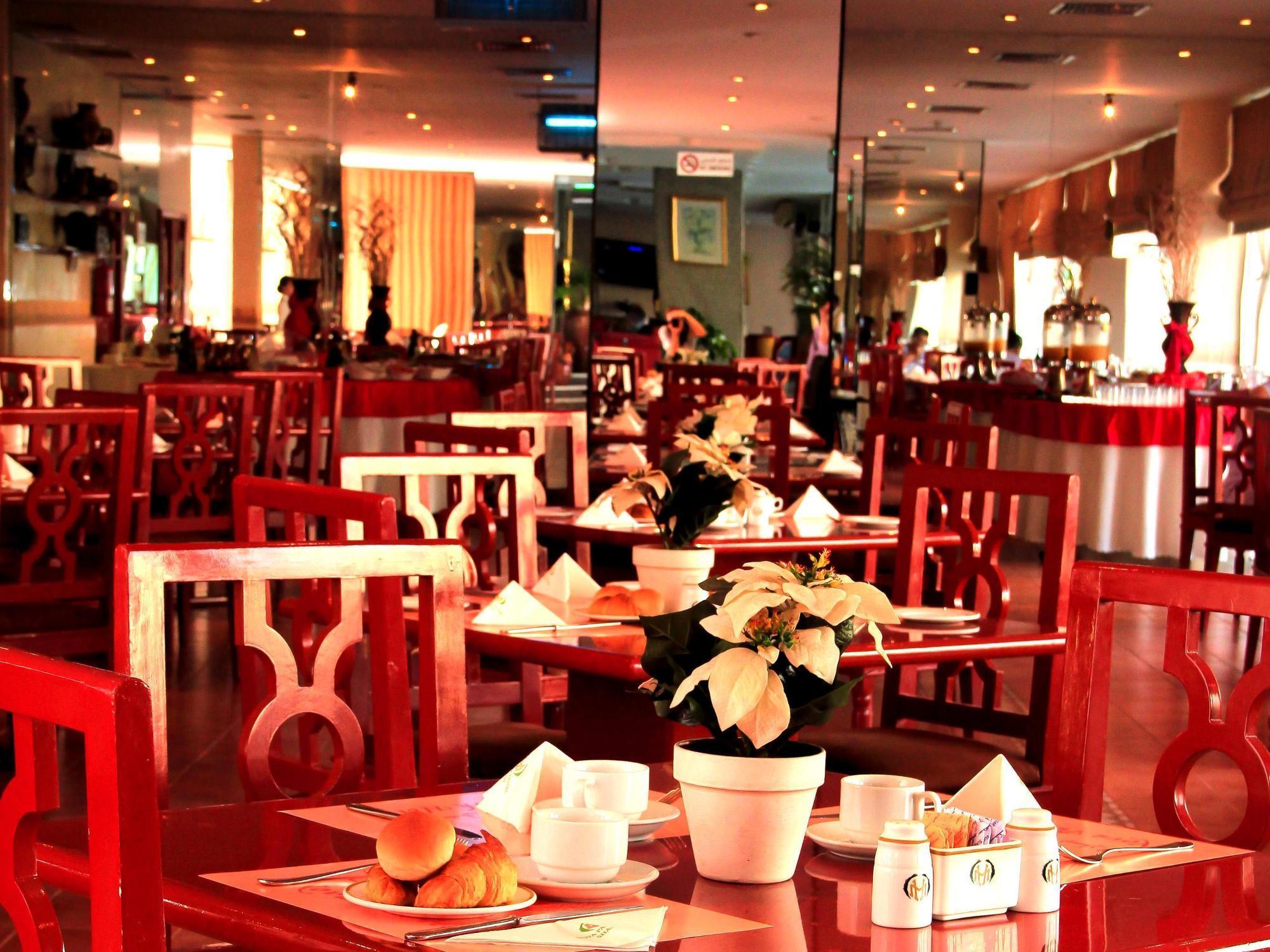 Nova Park Hotel Szardża Zewnętrze zdjęcie