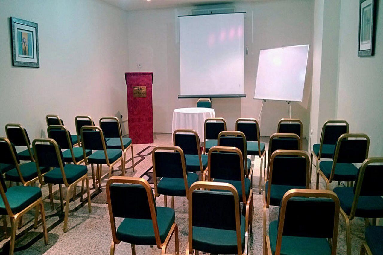 Nova Park Hotel Szardża Zewnętrze zdjęcie
